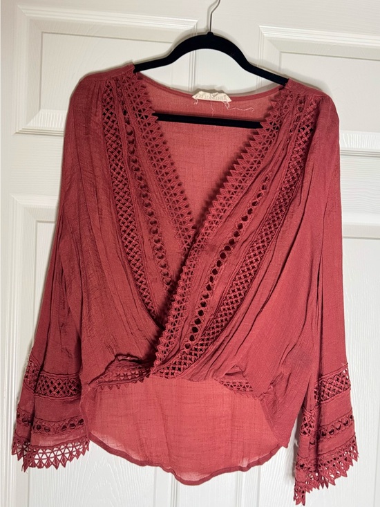 By Together Tops - By Together Rose Mauve Crochet Trim V-Neck Blouse